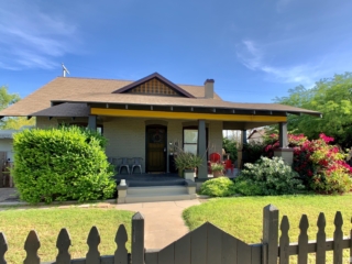 East-Evergreen-historic-district-homes 3