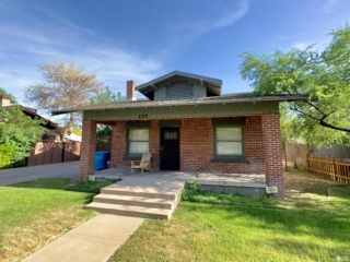 East-Evergreen-historic-district-homes 4