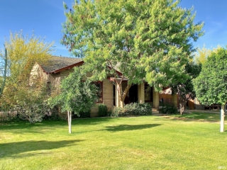 East-Evergreen-historic-district-homes 8