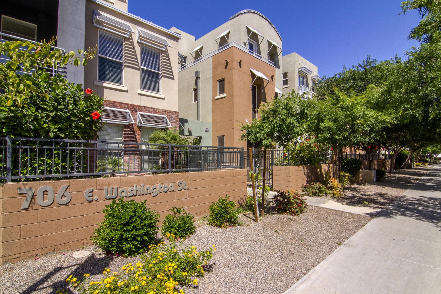 artisan parkview townhomes for sale